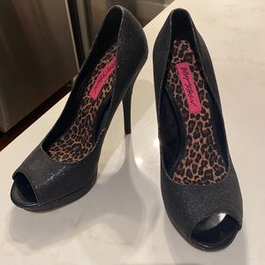 Betsey Johnson sparkly black heels (NWOT)